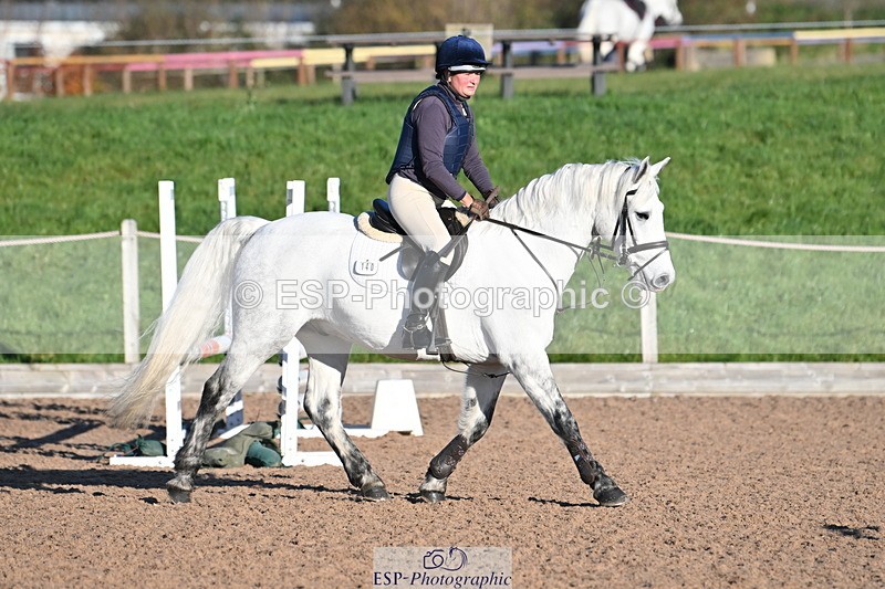 231125A-102409-00084 - 70cm