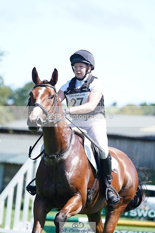 240811A-122810-02921 - 027-