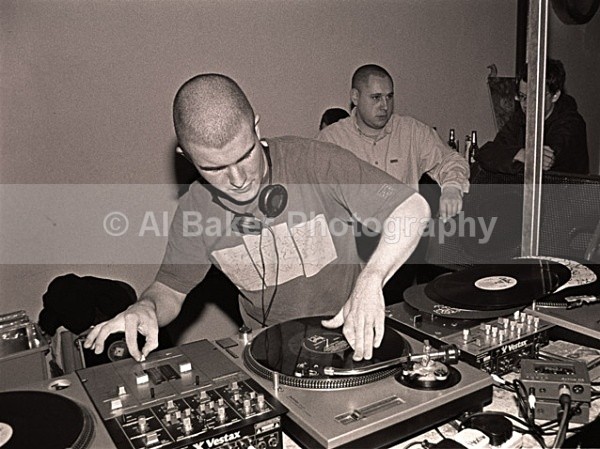 12 plus-1 chubby-grooves - Crossed Wires @ planet k manchester 15.09.00