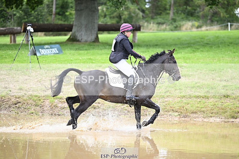 240804-164923-18119 - 677-Lizzie_Luxton-SHANNONDALE_LUIGI