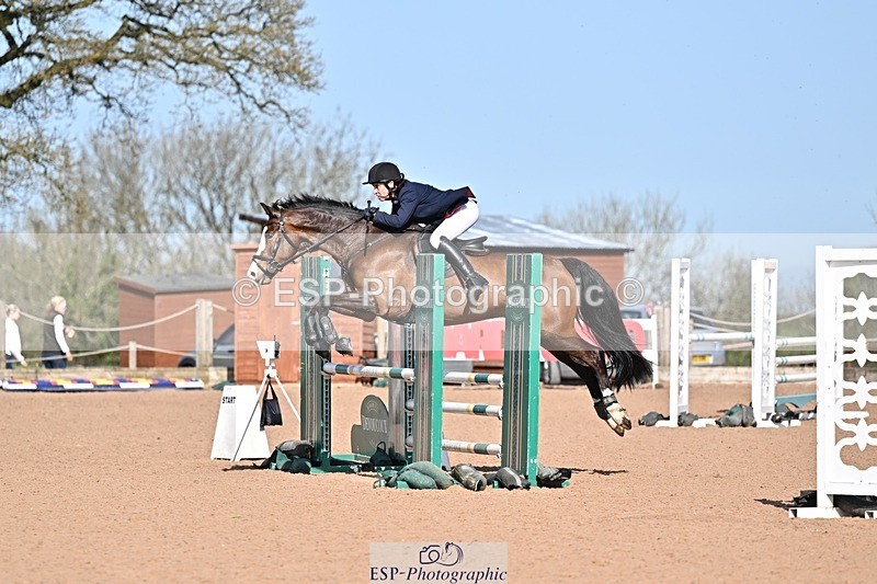 260408-102628-00151 - Cls 2 British Novice and 90cm