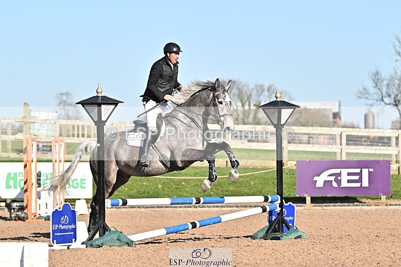 250401-170036-00240 - 70cm classes