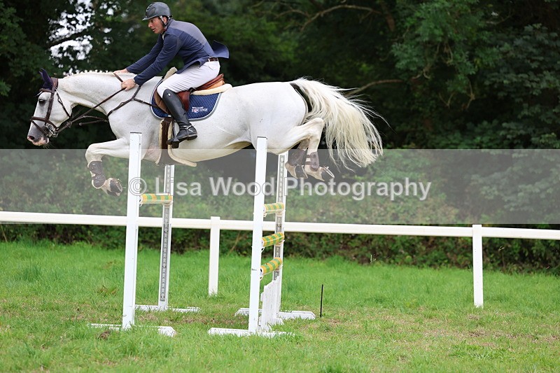 3E7A8561 - Class 8: Senior Foxhunter/1.20m open
