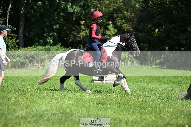 240729B-145330-02876 - Abbie's Group XC