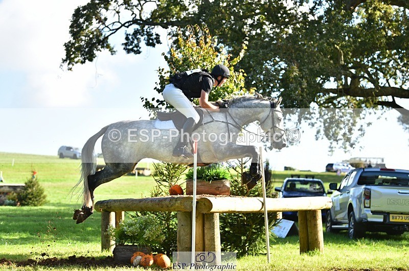 231022-112856-26057 - 252-A.LUCKY.STRIKE-Toby.Roach-XC