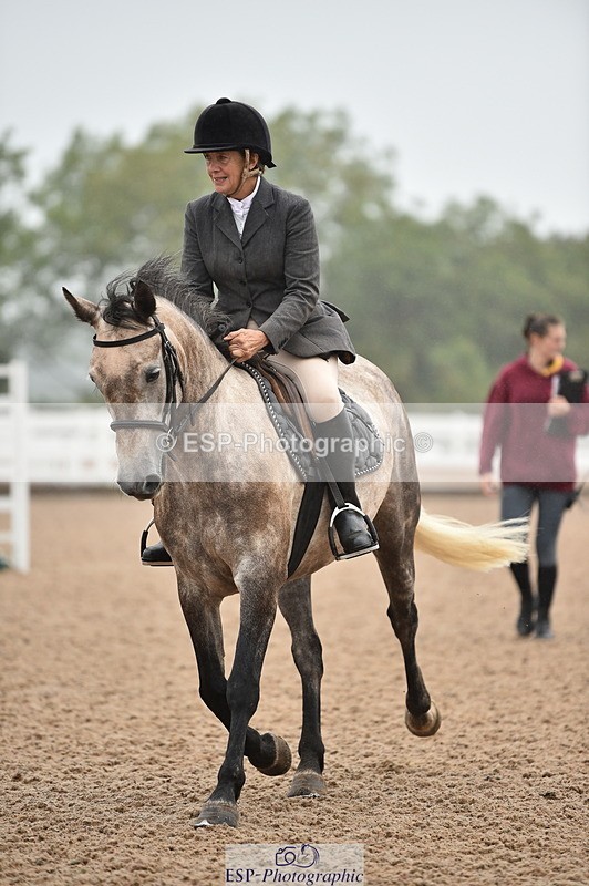 220829A-145744-00003 - Clear Round & 60cm  1a - 1b