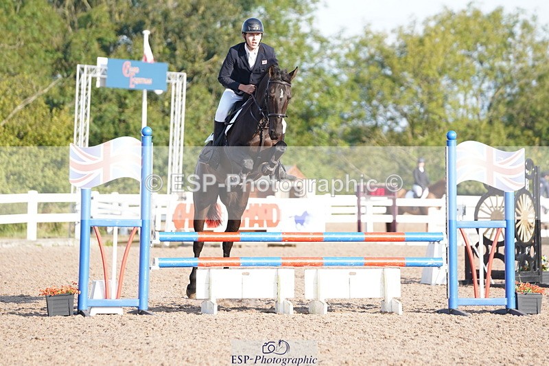 240915A-085910-08522 - Cls 31 Snr British Novice and 90cm Open