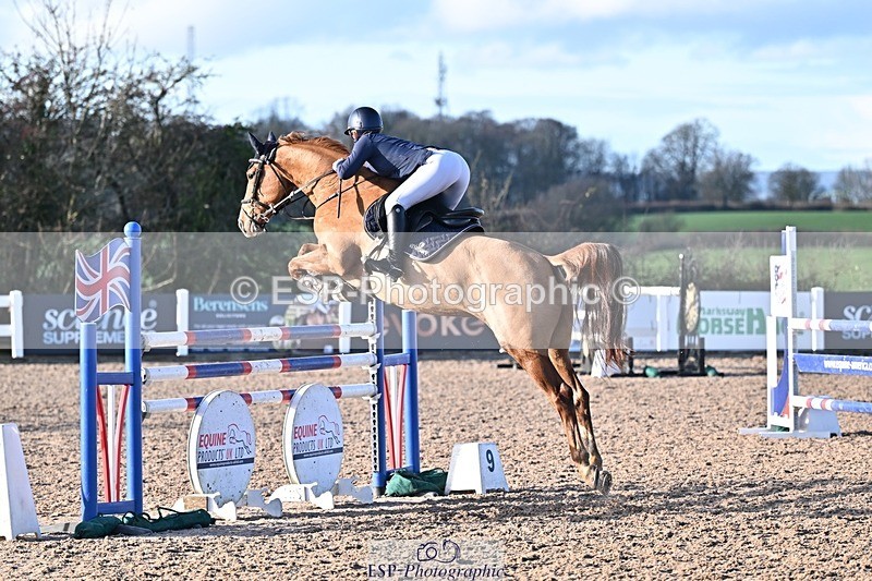 251203-125502-00586 - Cls 4 Newcomers and 1.10m Open