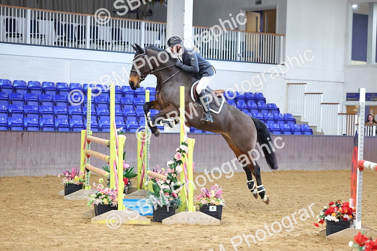 SBM_003105 - Class 15 - Senior Newcomers 1.10m