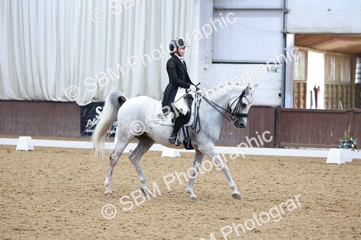 SBM_020955 - Class 13 - FEI INT I - 16.26-17.14