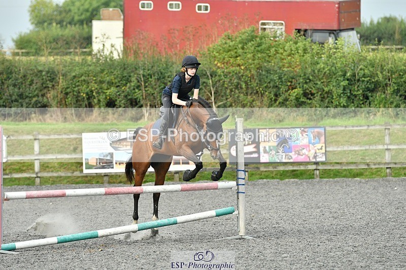 230817-091759-00129 - Theo's 1st Group - Arena