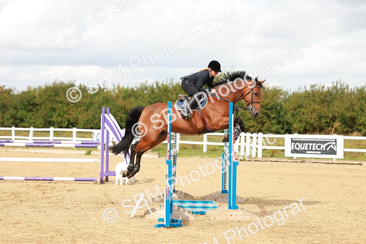 SBM_001408 - Class 4 - Senior Newcomers - 1.10m
