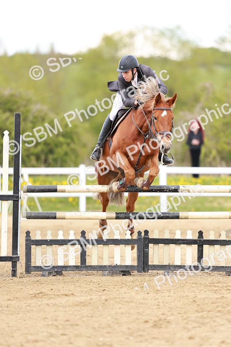SBM_001983 - Class 4 - Senior Newcomers - 1.10m