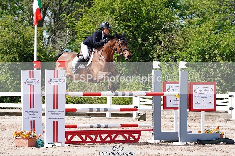 250427-114000-16284 - Cls 4 - 2 Star Small Tour