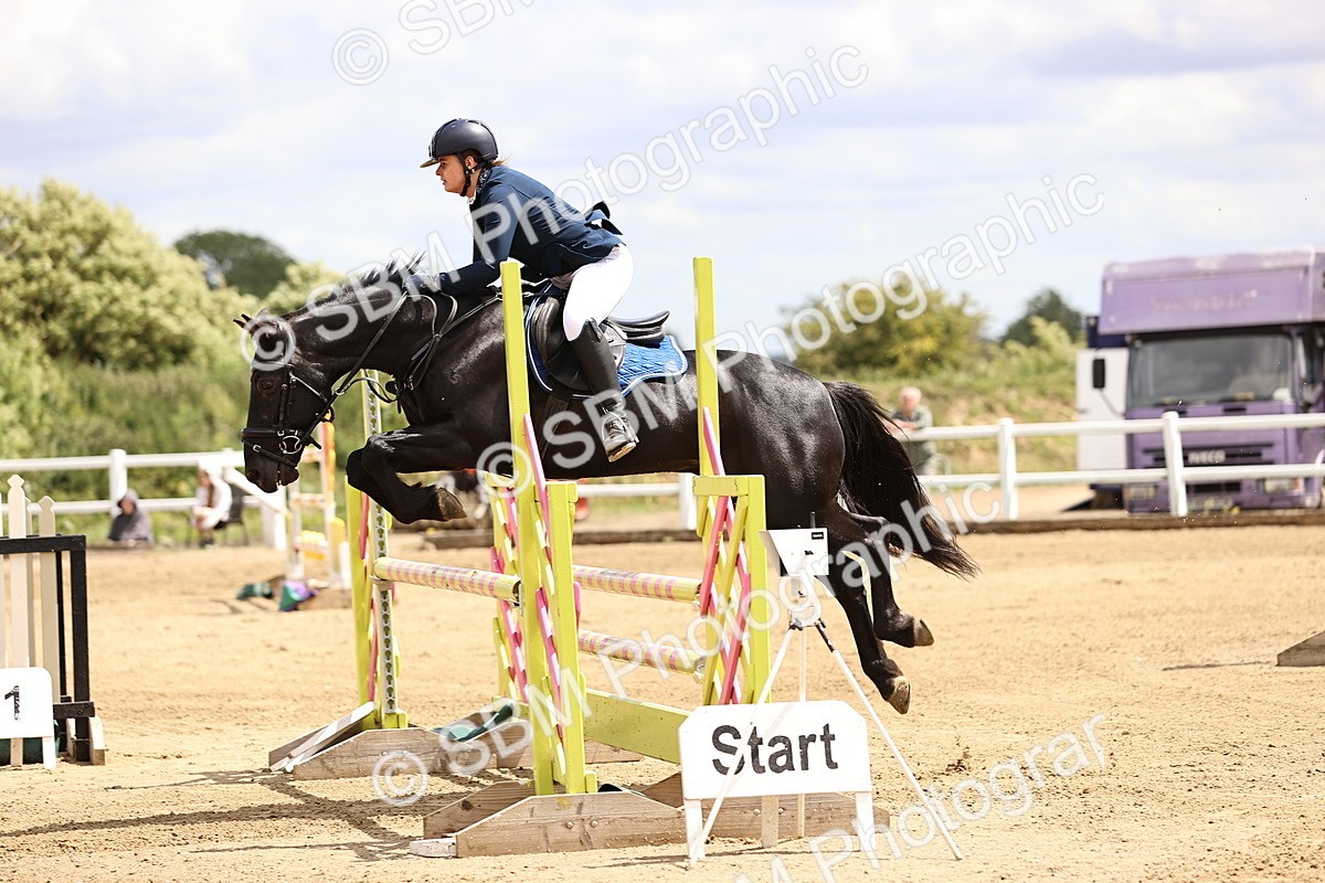 SBM_007925 - Class 3 - 90cm showjumping