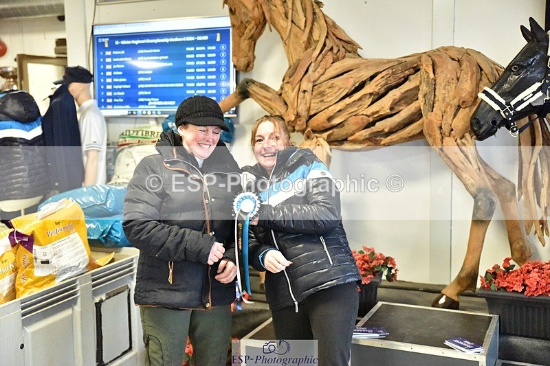 250215-131350-03653 - Medium Silver Presentations