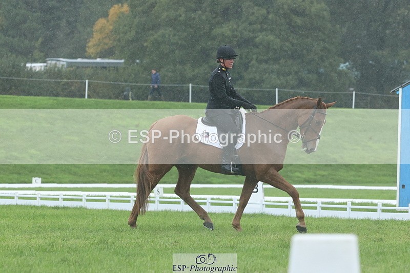 251023A-121145-03495 - D-321-Kirstie.Deakin-Main