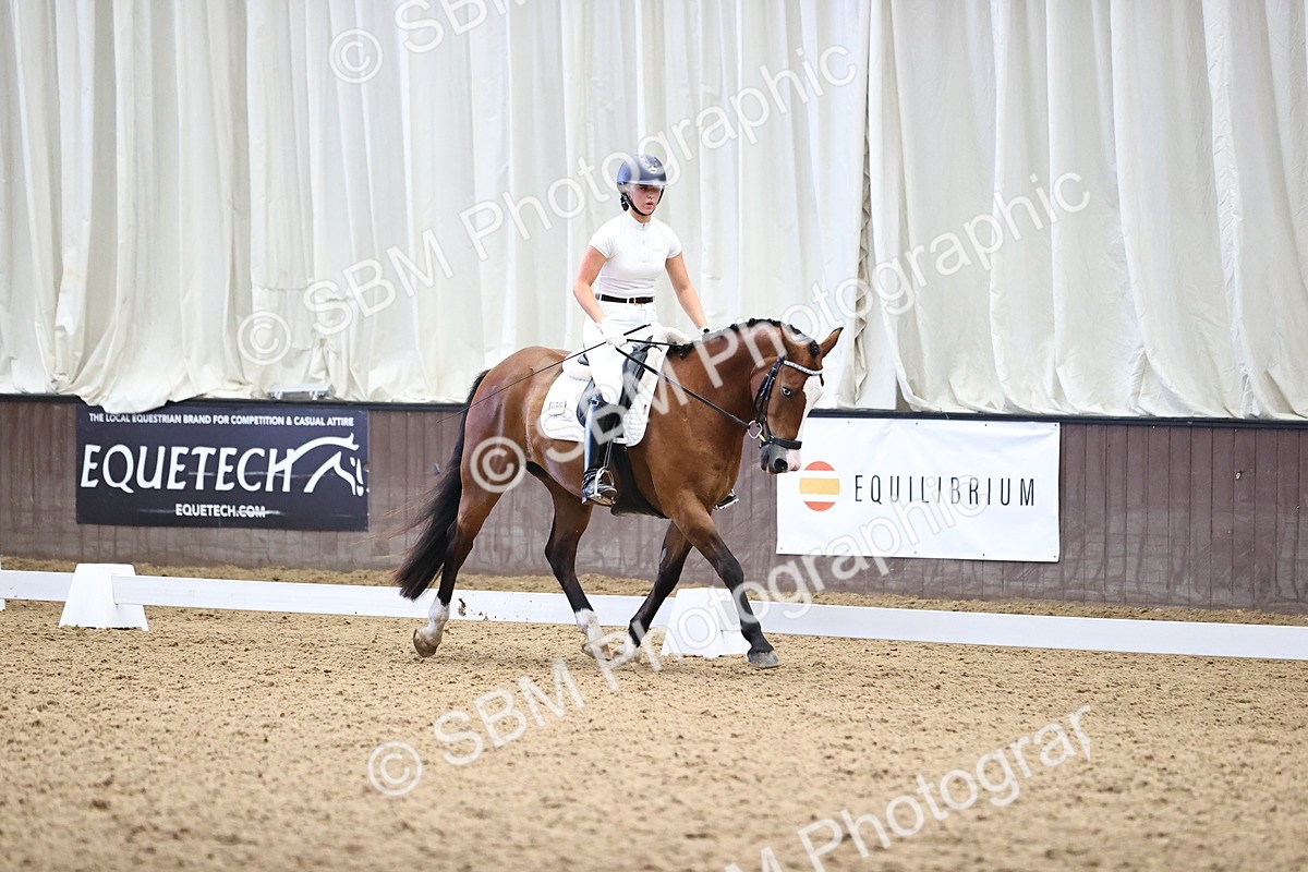 SBM_000549 - Novice 4 Warm Up