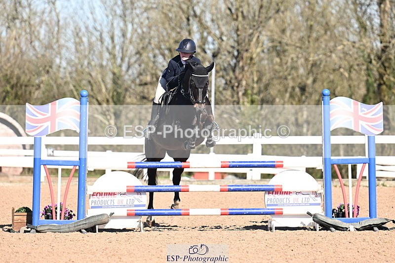 260318B-103143-00109 - Clear Round & Brit Nov 90cm