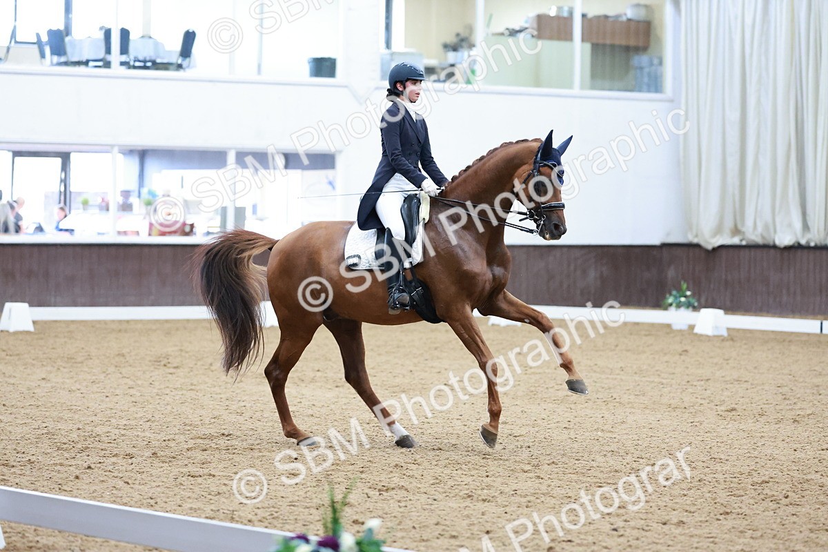 SBM_016513 - Class 5 - FEI INT II - 17.24-18.20