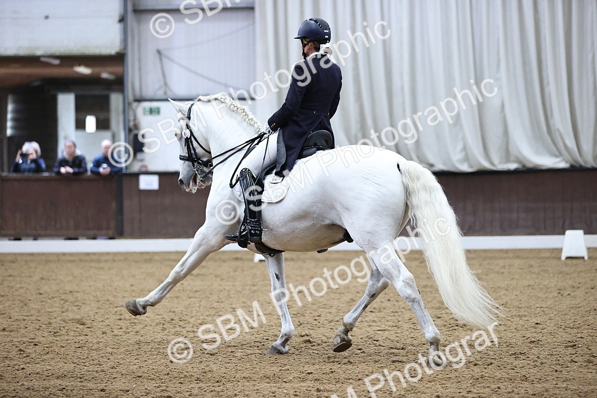 SBM_001391 - Class 21 -23 - FEI INT1-GP-Junior-Junior fsm