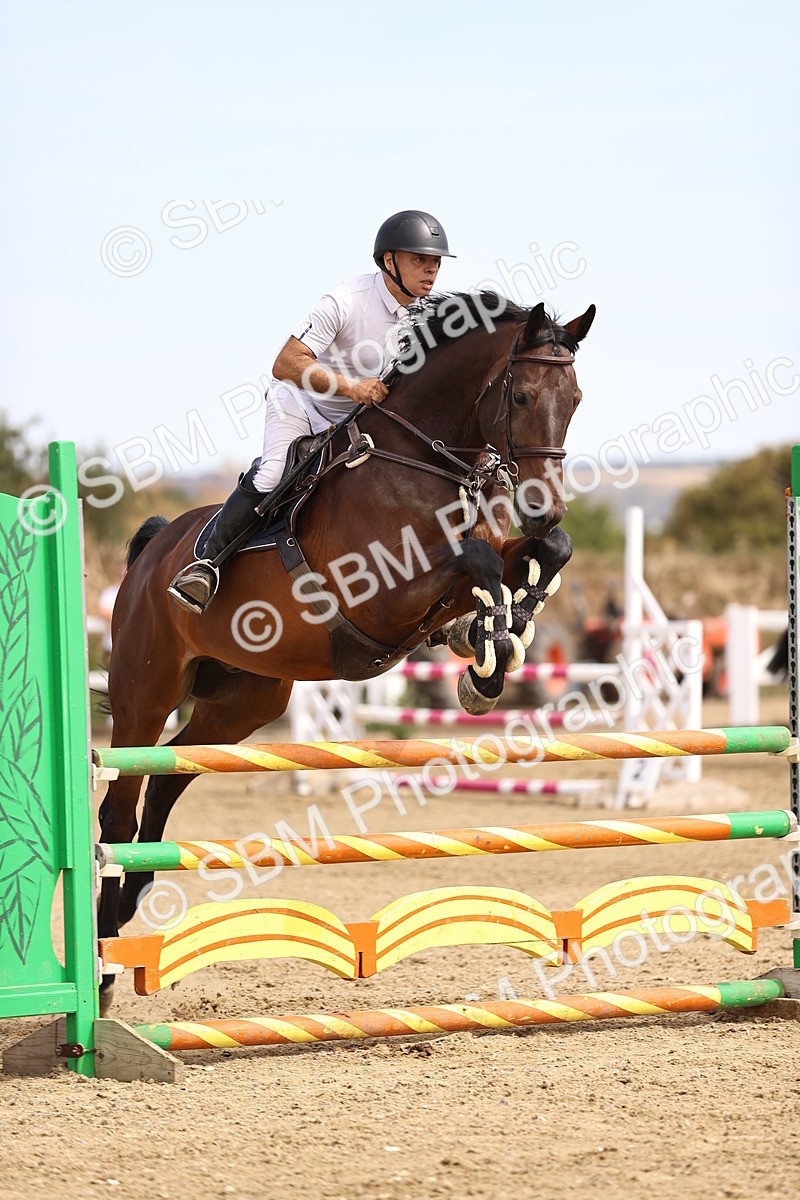 SBM_001163 - Class 4 - Senior Discovery - 1.00m Open
