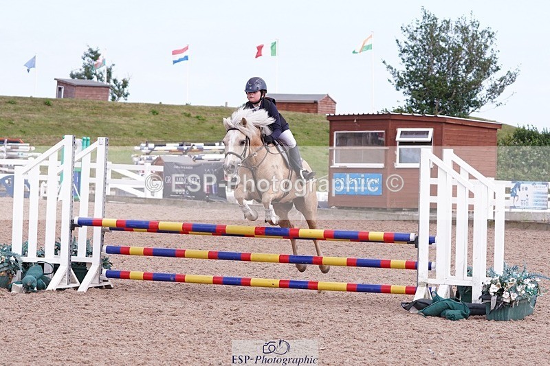 250629-172240-13231 - Cls 33 Stepping Stones 128cm and 138cm