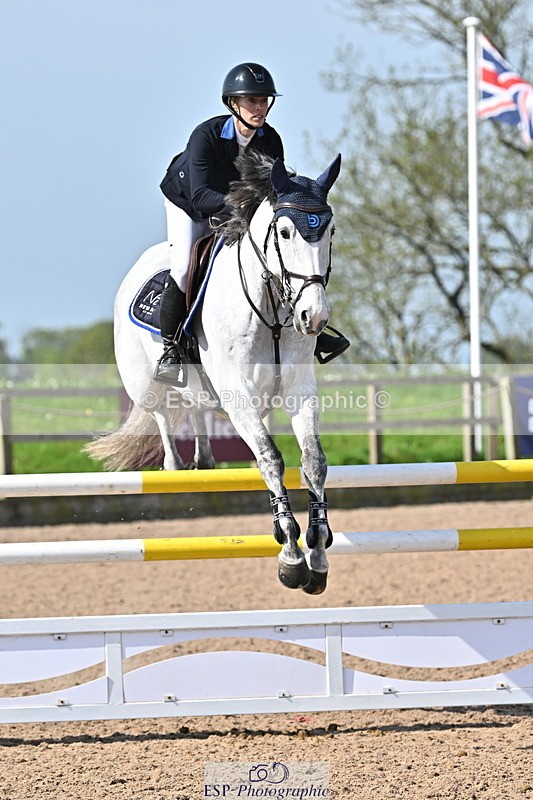 240509A-100240-00753 - Cls 8 Foxhunter