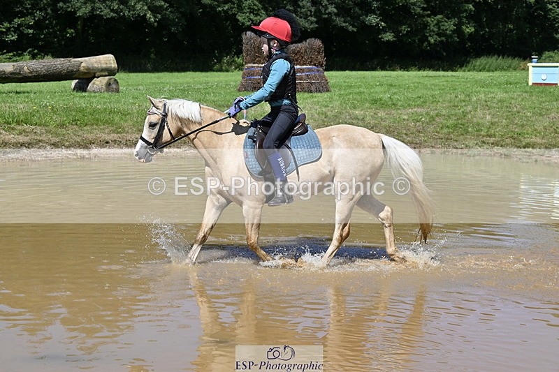 240728B-111929-00858 - Theo's Group XC