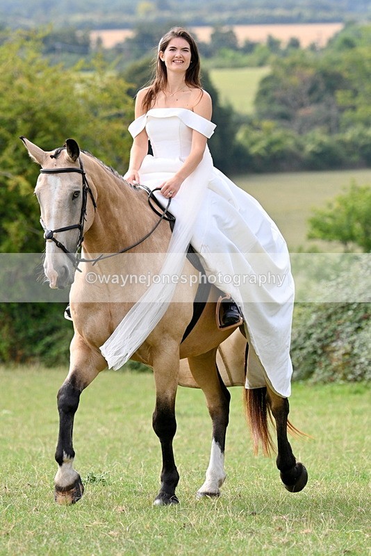 WJ7_5937-001 - Zoe & Fred Wedding Dress Shoot 09-08-25