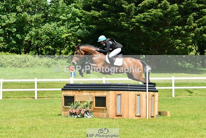 230528-132803-17213 - 451-COOLEY_SNAPCHAT-Selina_Milnes-XC