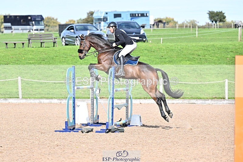 251001-144644-00495 - Cls 6 Foxhunter and 1.20m Open