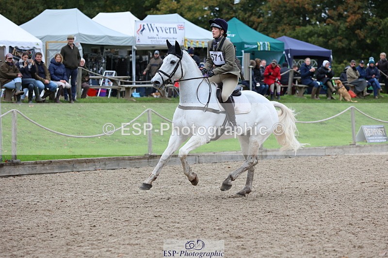 251026A-141111-26253 - G-571-Zoe.Mccanlis