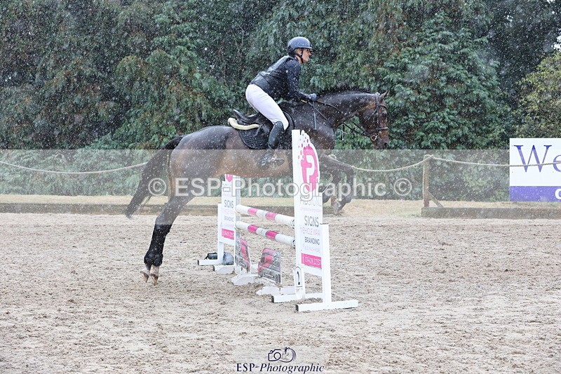 250829A-114642-01457 - Cls 7 British Novice and 90cm