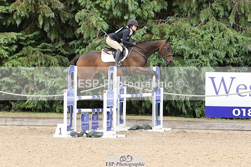 250803A-143059-14721 - O-668-Leia.Massey-SLIPALONGTREVASKIS