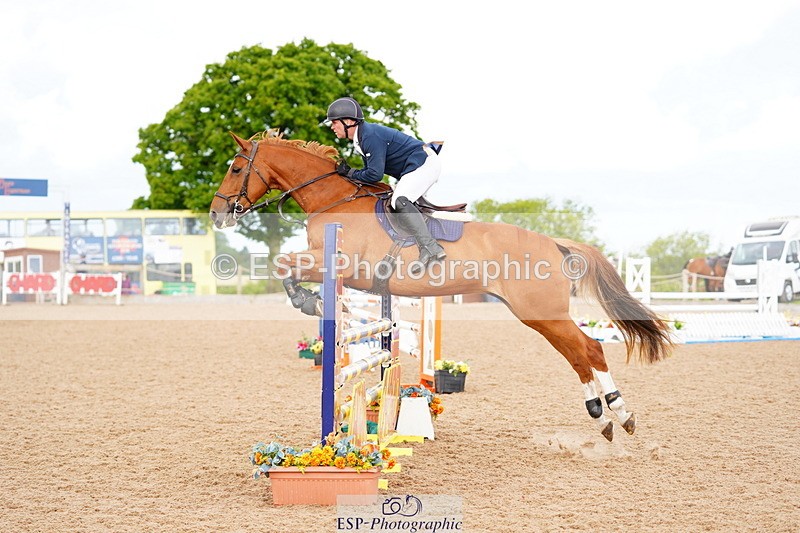 240526A-110858-07740 - Cls 26 Chard Equ 1.05m and 1.10m Grand Prix