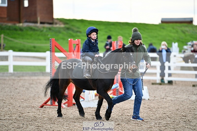 241013B-093555-00228 - Cls 1 Clear Round