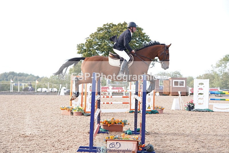 241005A-160624-05152 - SAT Cls 12 Snr Fox & 1.20m Open