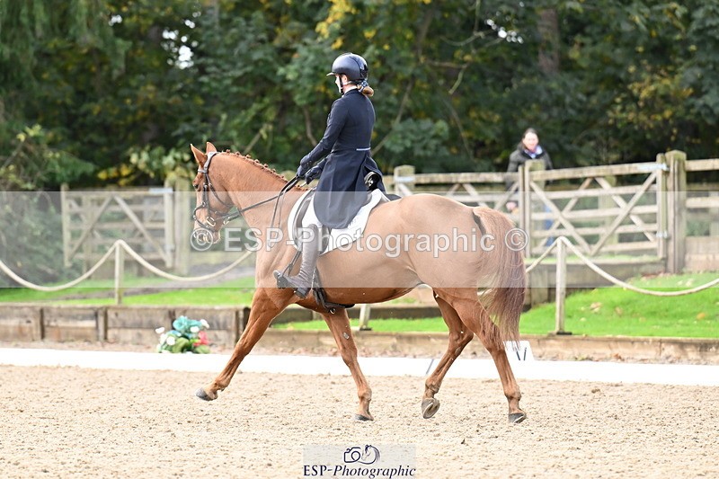 251023A-112421-01721 - B-137-Josie.Reid