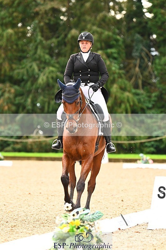 231021-100547-12669 - 229-HARTHILL.SAMBA-Charlotte.Rowe-DR