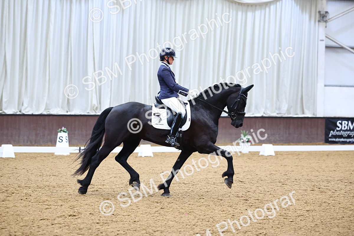 SBM_006594 - Class 5 - novice 6 - 12.04-13.07