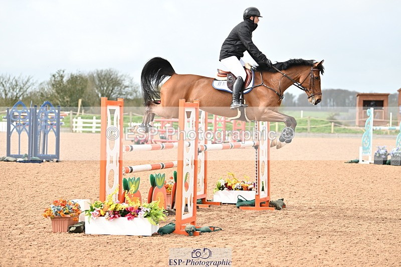 240315A-121947-00882 - Cls 3 Snr Foxhunter