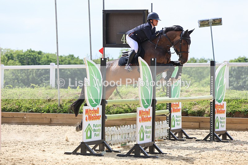 3E7A1051 - Class 13: Senior Newcomers/1.10m open