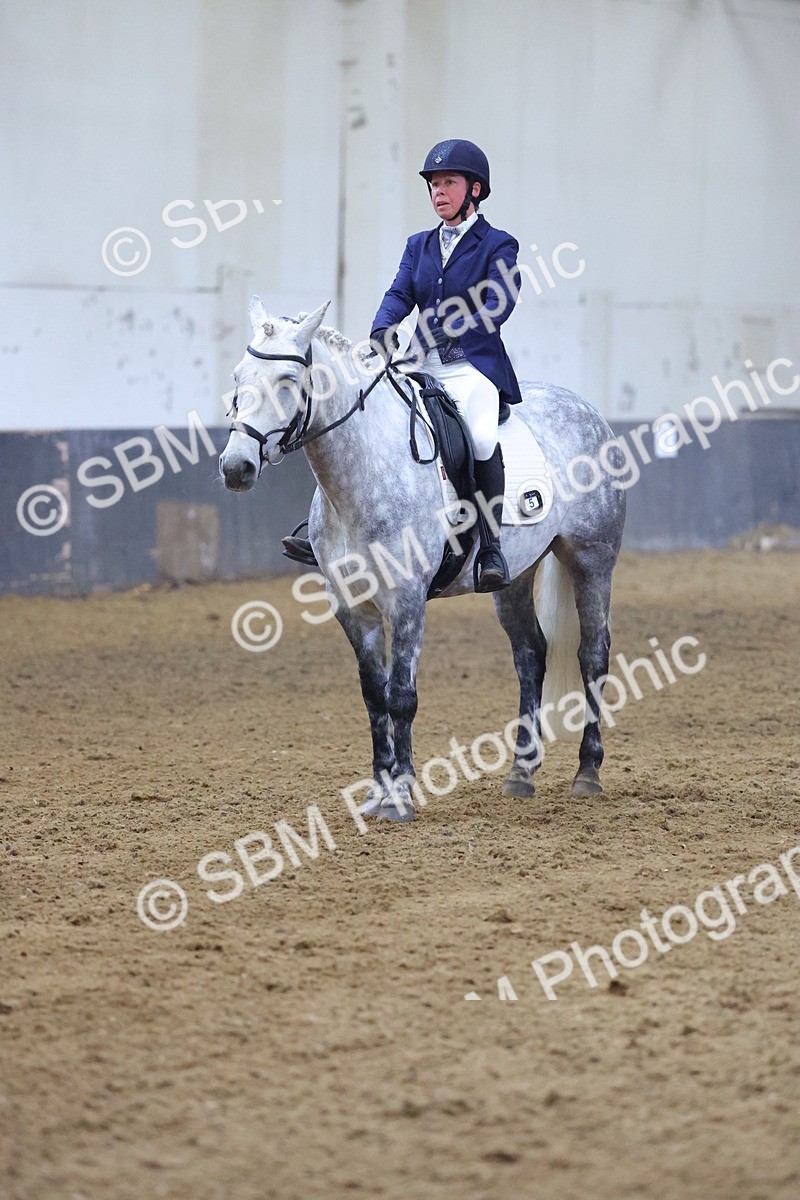 SBM_003060 - Class 9-10 - MQ U21 Open Novice 1