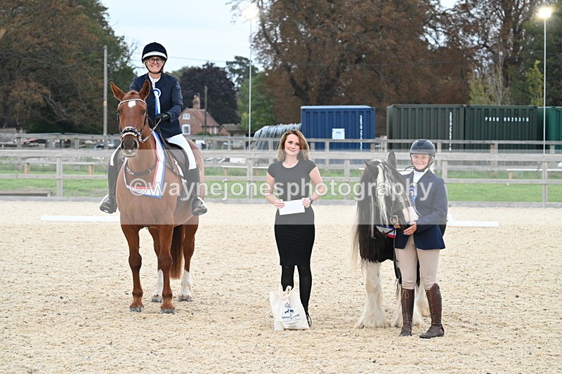 WJ7_2595 - Class 2 & Champs