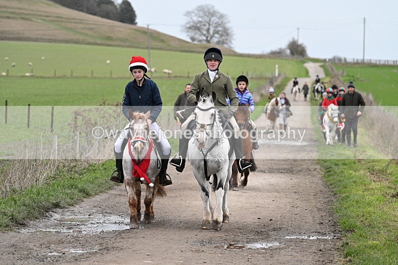 WJ7_1297 - Walk Home