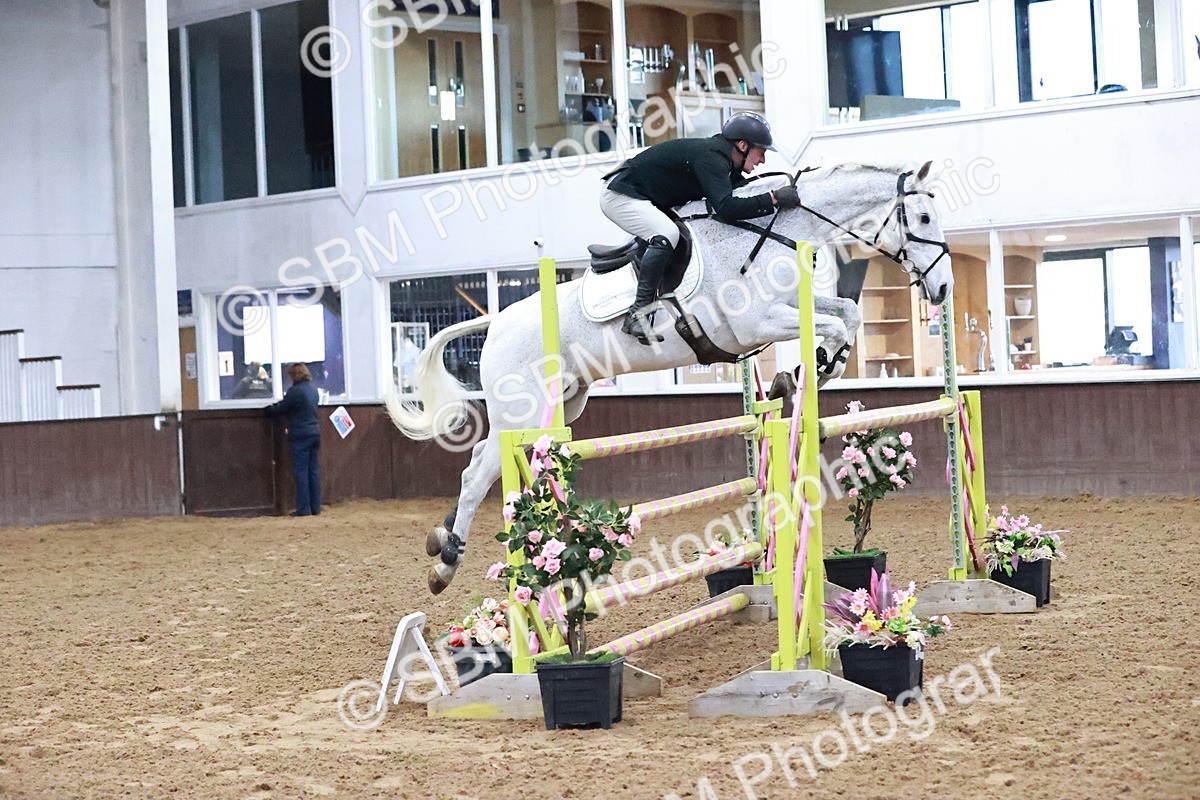 SBM_001574 - Class 5 - Senior Foxhunter 1.20m