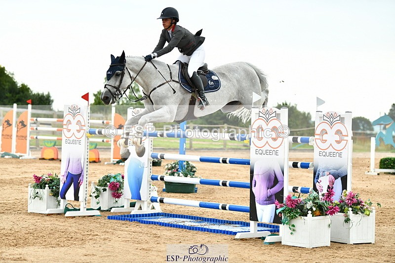 230720A-160816-04194 - Cls 9, 2 Star Big 1.40m Start to break