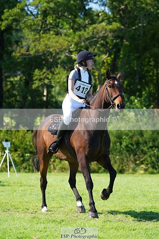 240811A-162908-06303 - 412-