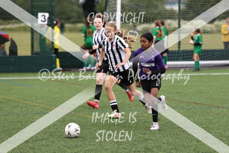 1DX32017 - Sat 6th U12 Girls